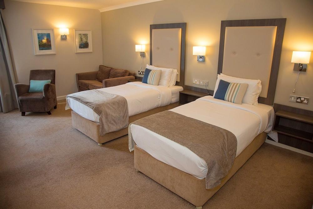 Westlodge Hotel & Leisure Centre Бантри Екстериор снимка