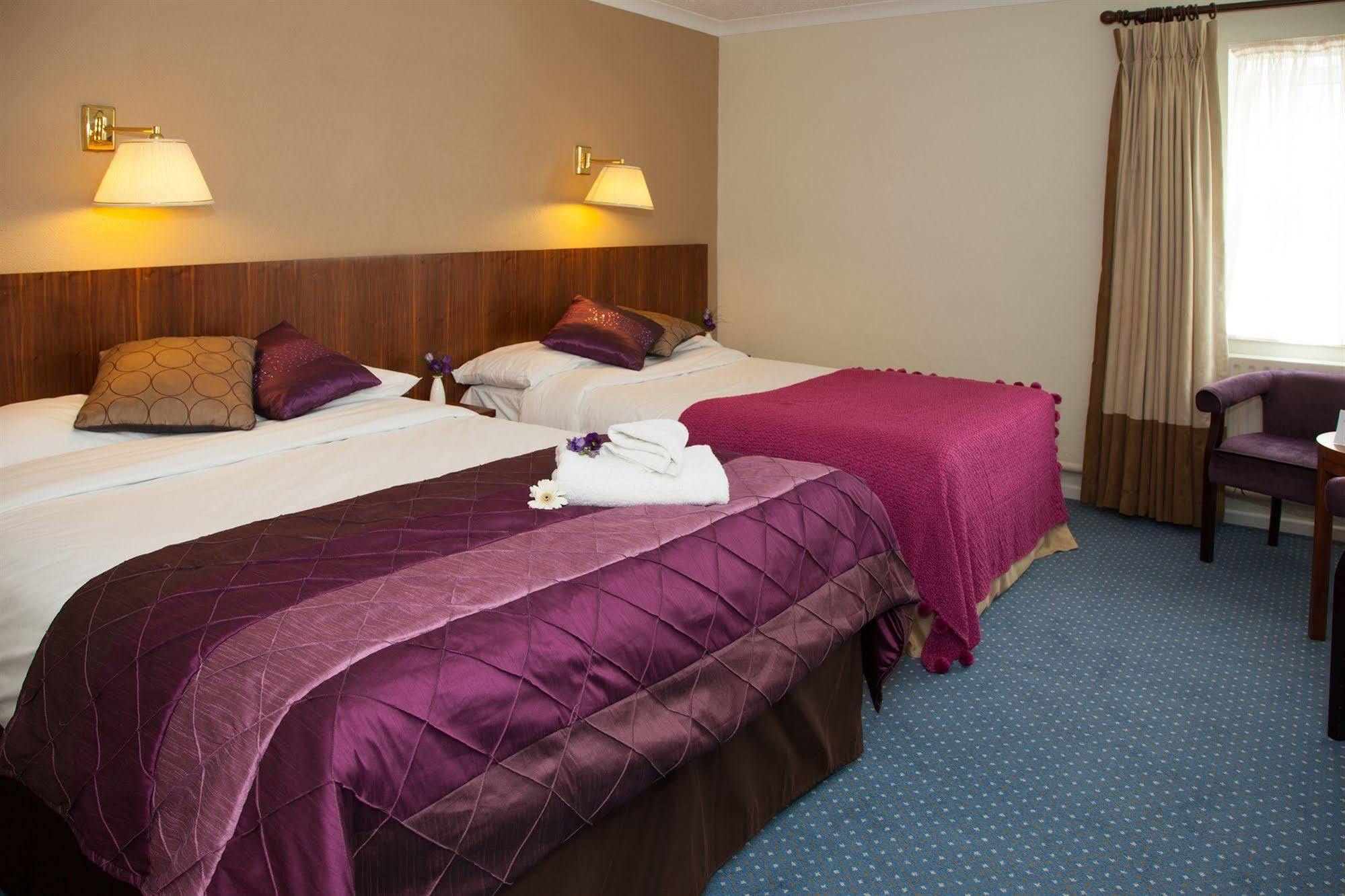 Westlodge Hotel & Leisure Centre Бантри Екстериор снимка
