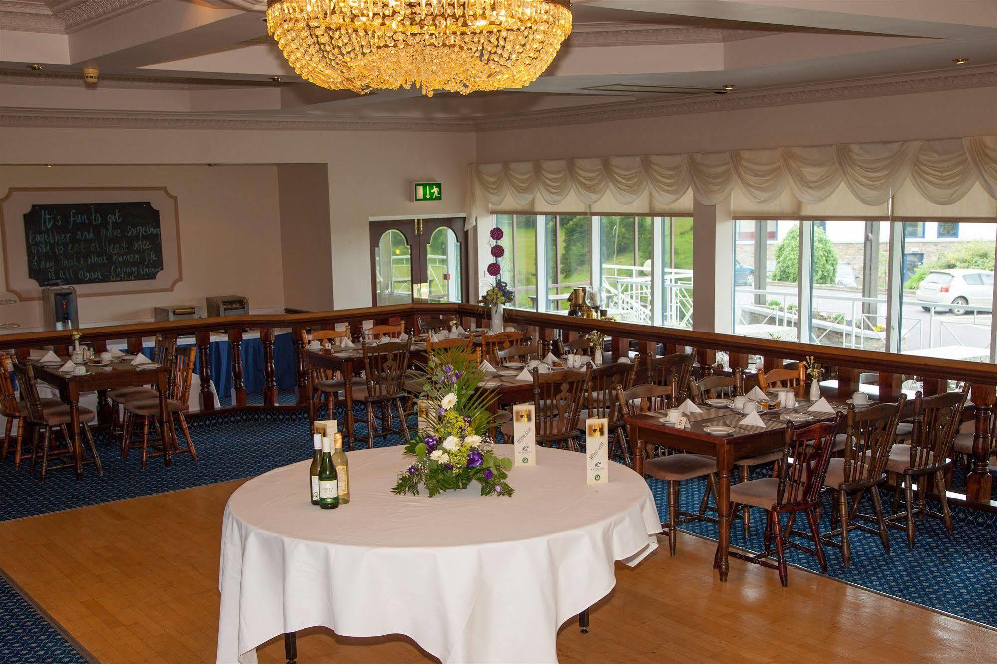 Westlodge Hotel & Leisure Centre Бантри Екстериор снимка