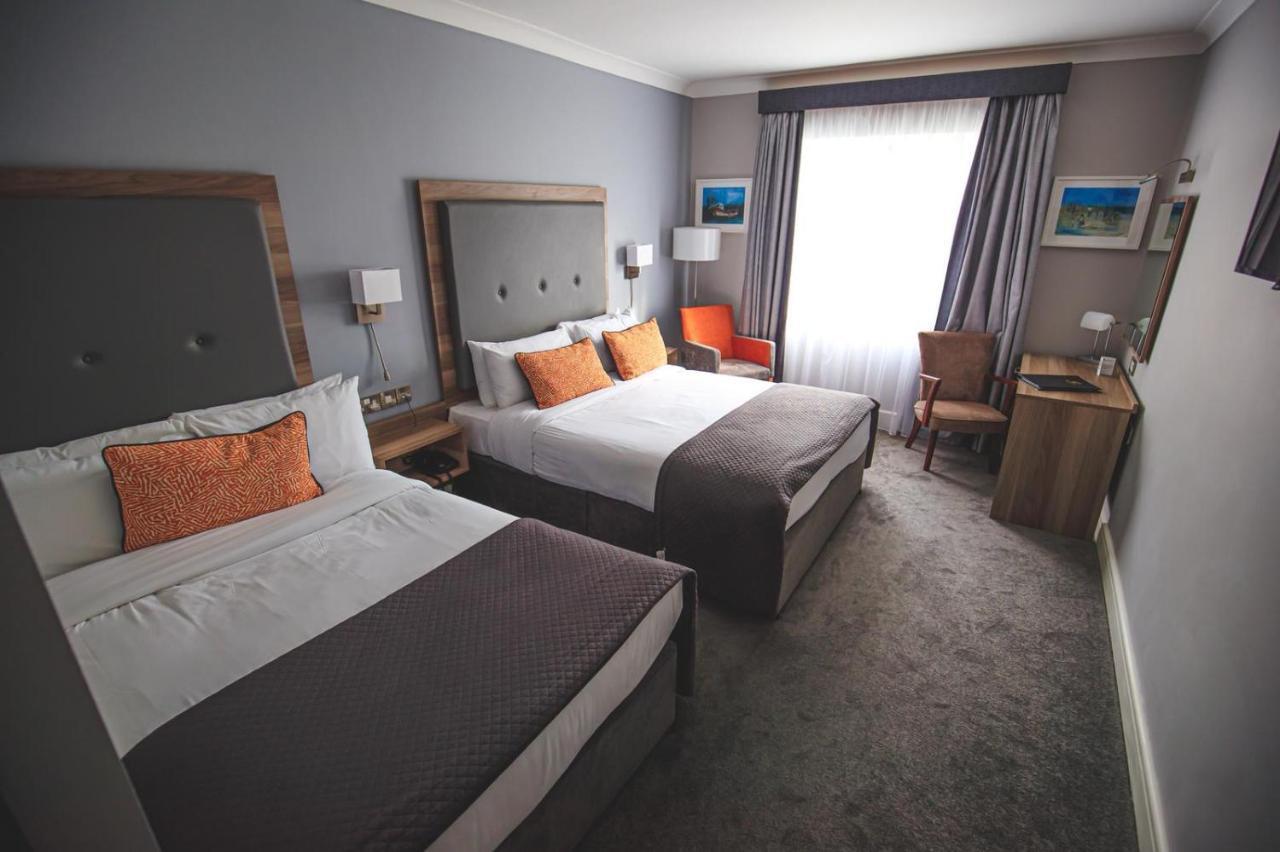 Westlodge Hotel & Leisure Centre Бантри Екстериор снимка
